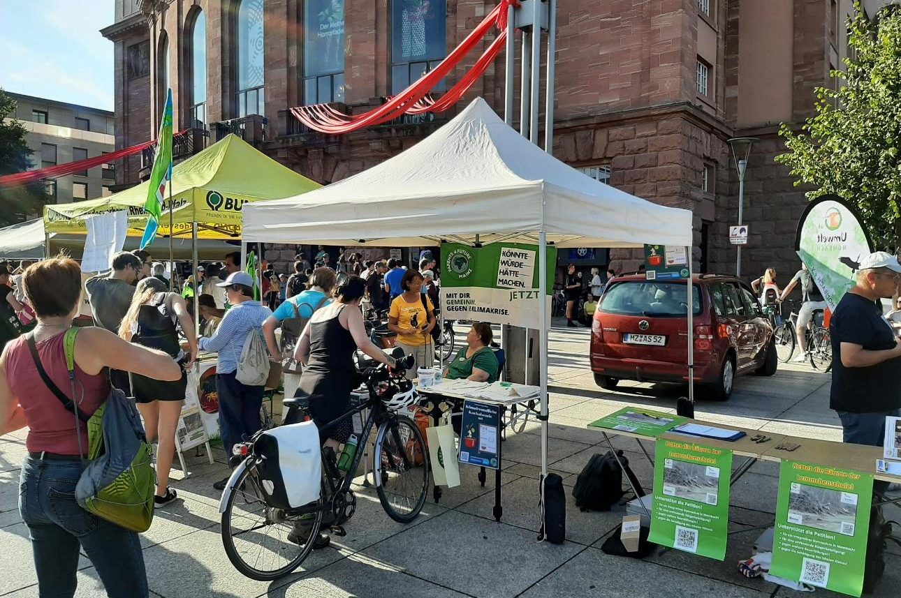 230915_Klimastreik_Stand-P4F-MainzZero