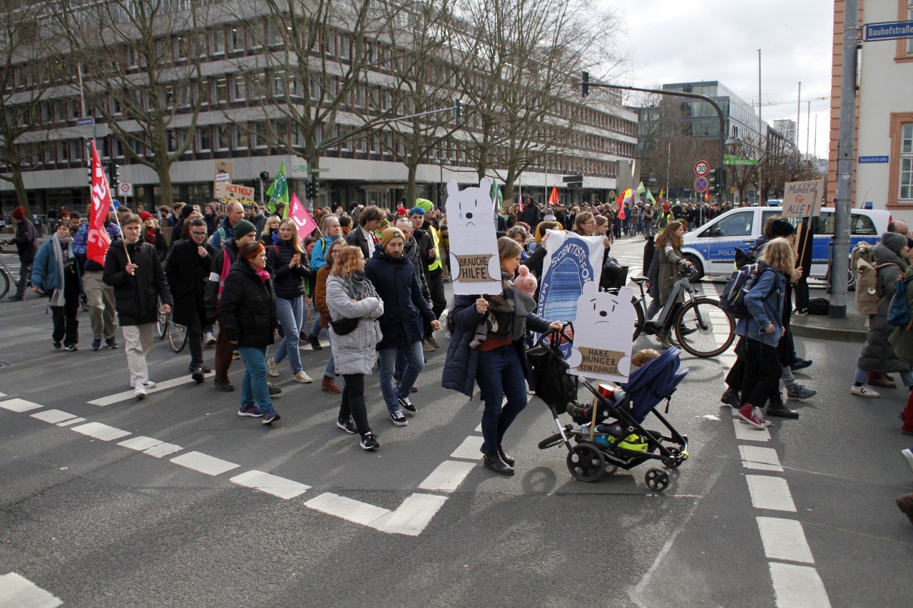 240301_Demozug-Allianzhaus_2188