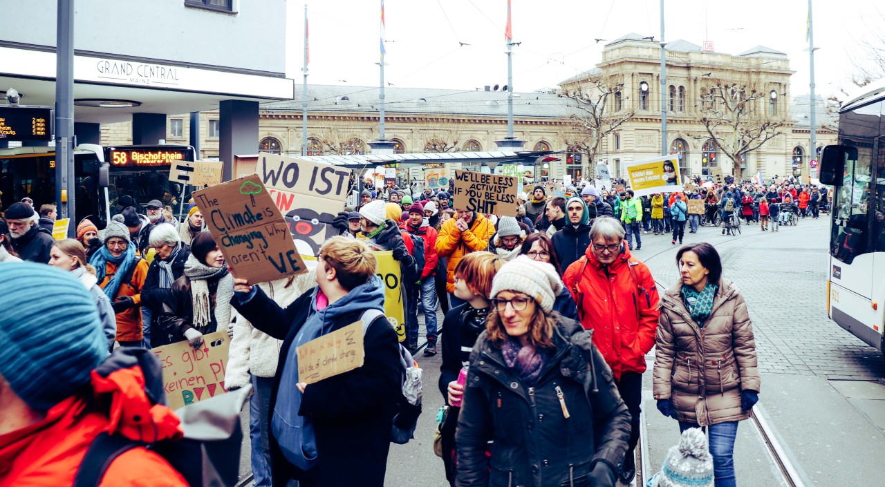 250214_Klimastreik-Demozug_56_edited