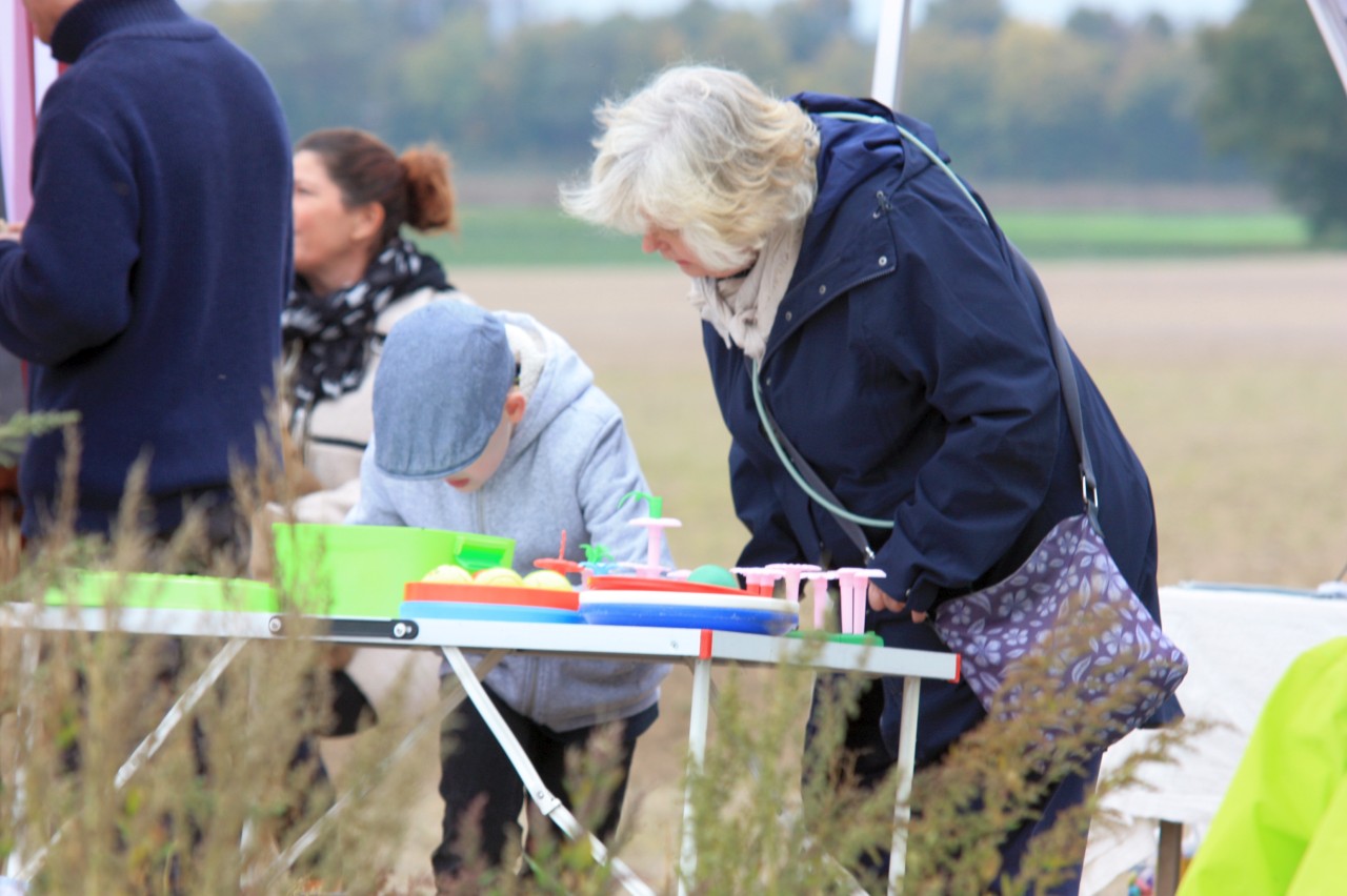 251011_Besucher_Malaktion_1347
